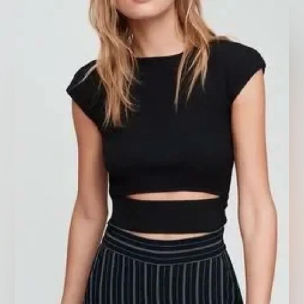 Aritzia Wilfred Yacine Cut-Out Knit Black Top XXS - Picture 5 of 11